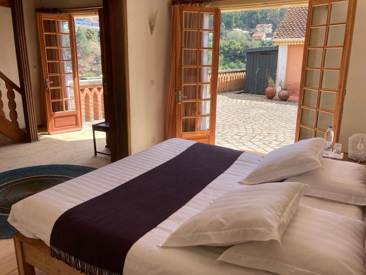 Tsara Guest House Fianarantsoa Esterno foto